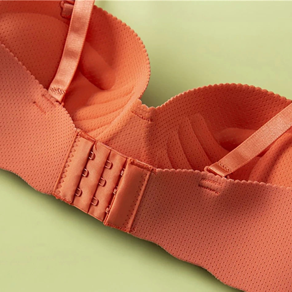 Sleek Supportive Design Children Girls Seamless Bras No Underwire Padded for Small Busts Comfort and Breathable for Active Wear