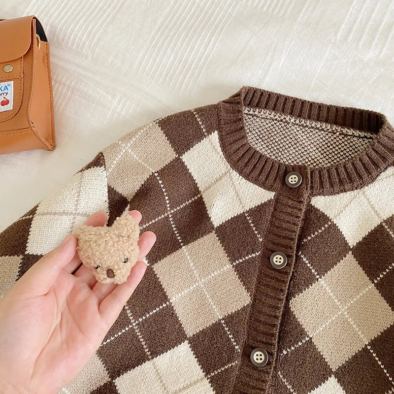 Fashion Children Boy Girls Matching Clothes Plaid Knitting Sweater Tops Pleated Skirt Pant Bear Outwear Spring Fall Clothing Set