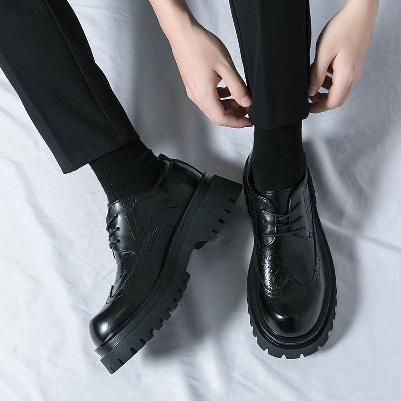Fashion Patent Leather Men's Formal Shoes Comfortable Platform Luxury Genuine Leather New Elegant Man Wedding Social Derby Shoes