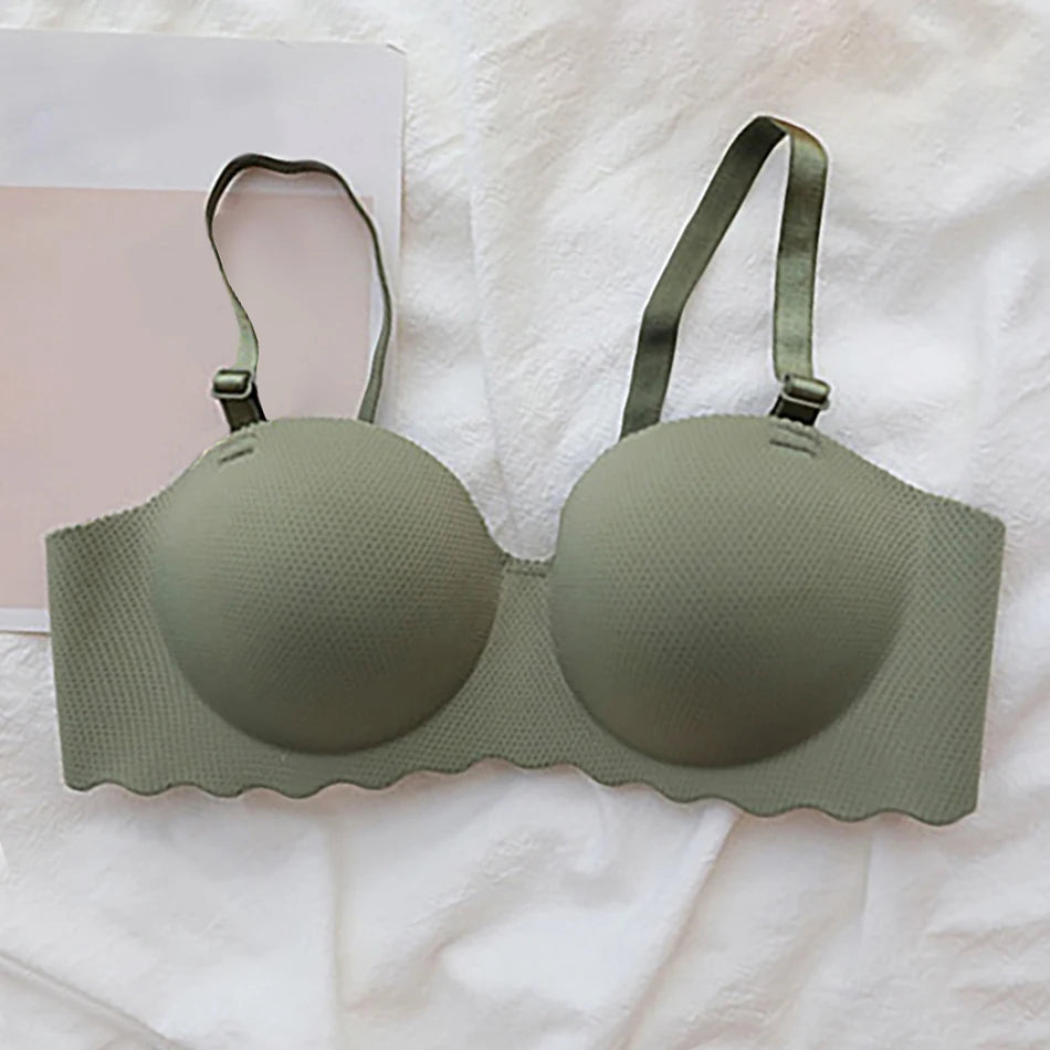 Sleek Supportive Design Children Girls Seamless Bras No Underwire Padded for Small Busts Comfort and Breathable for Active Wear