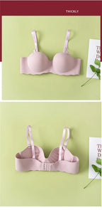 Sleek Supportive Design Children Girls Seamless Bras No Underwire Padded for Small Busts Comfort and Breathable for Active Wear