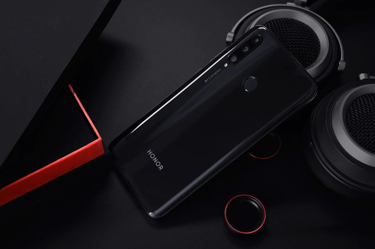 HONOR 20i smartphone global firmware Android 9.0 Haisi Qilin 710 Fingerprint Recogniti 6.21 inch front camera 32MP used phone
