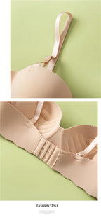 Sleek Supportive Design Children Girls Seamless Bras No Underwire Padded for Small Busts Comfort and Breathable for Active Wear