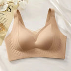 High-quality Soft Support Women's Underwear Is Supported By A Small Breast, Showing A Large, Traceless and Beautiful Back Bra